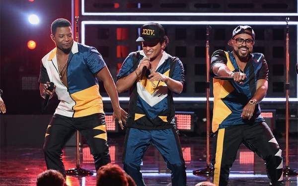 amas-bruno-mars-24k-magic