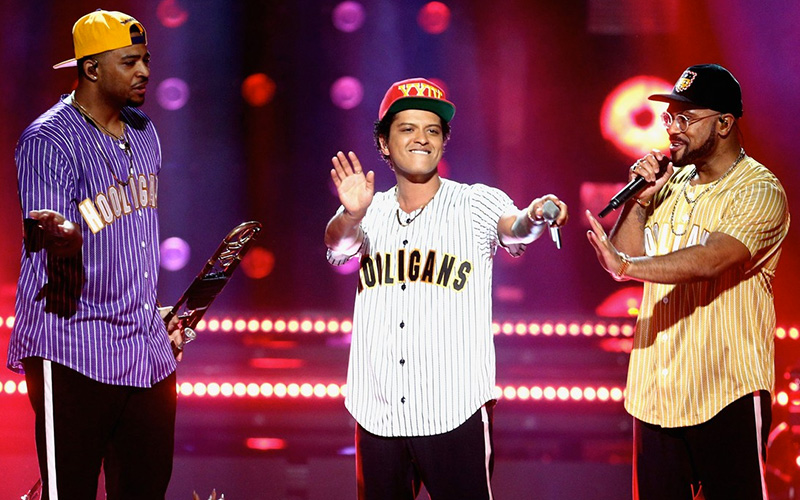 Bruno Mars performs ‘Perm’, wins two BET&nbsp;Awards