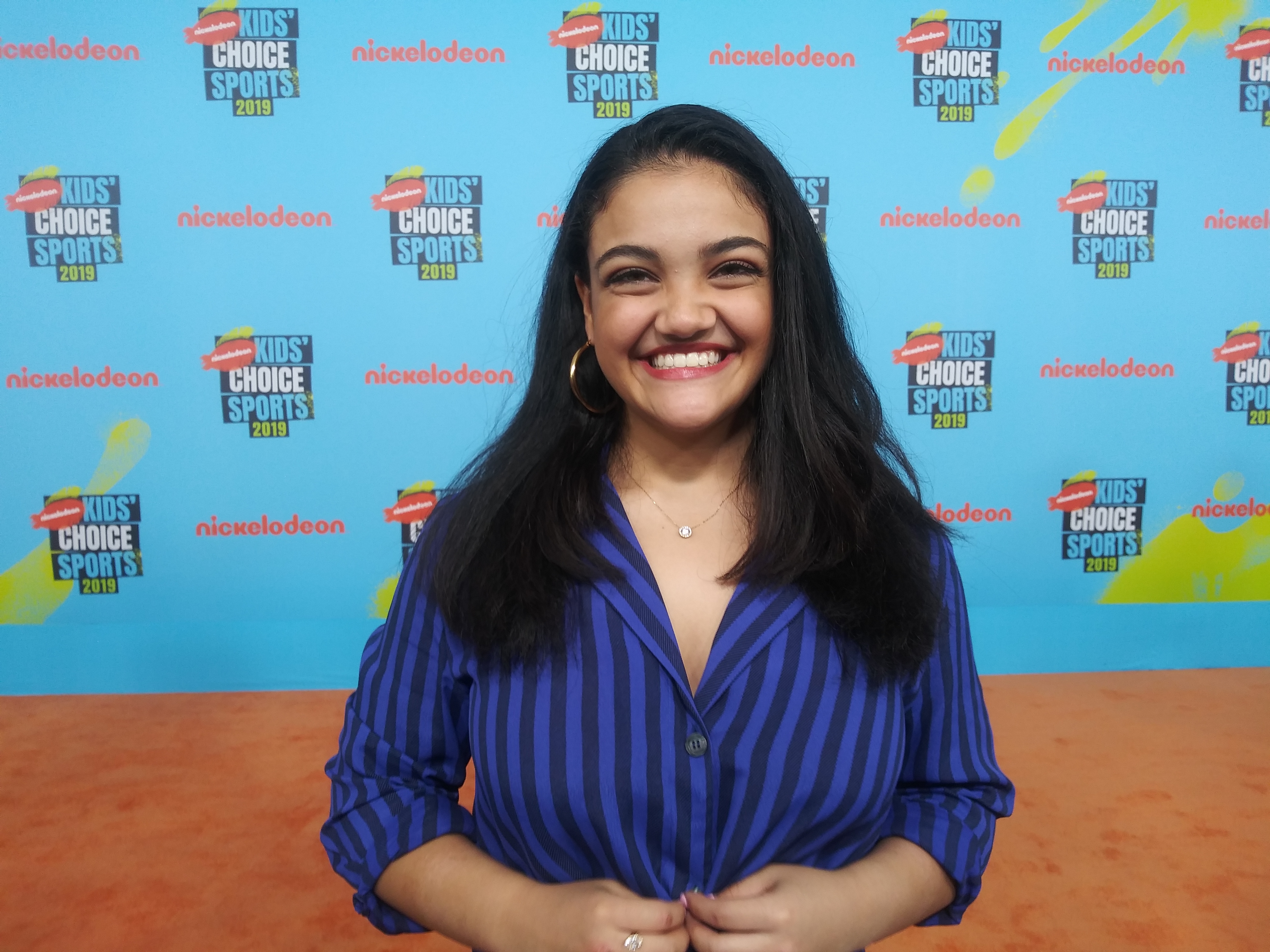 Laurie Hernandez says ‘stay active’, shares inspiring message at 2019 Kids Choice Sports Awards